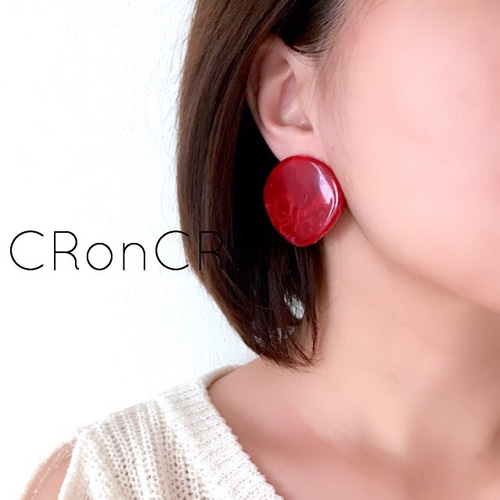 イヤリング》大ぶり 赤 レッド ボリュームピアス マーブル 大理石