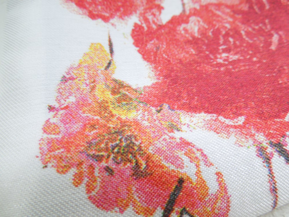 大きな赤いお花がオトナかわいい☆シルクタッチな艶のある巾着ポーチ:受注製作です 8枚目の画像