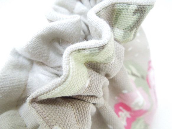 コットンのこきんちゃんM☆イングリッシュローズとドットの小さい巾着ポーチ:受注製作です 7枚目の画像