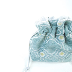モロッカン・サックスブルーのコロンとした巾着ポーチ:受注製作です　 2枚目の画像