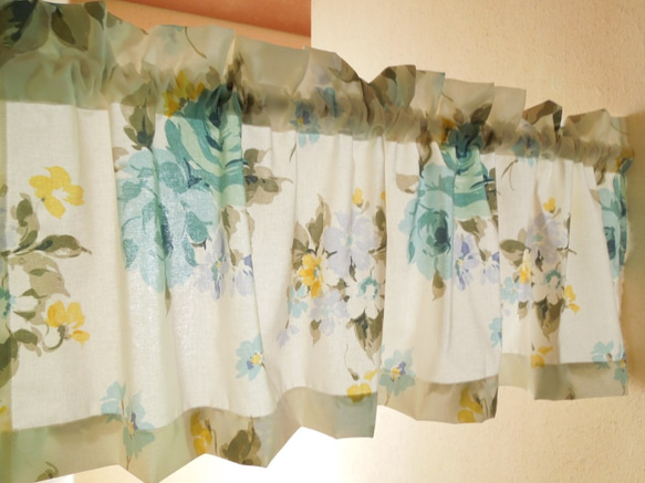 120×40丈:水色がキレイ・大きな花柄のコットン100％カフェカーテン:受注製作です 10枚目の画像