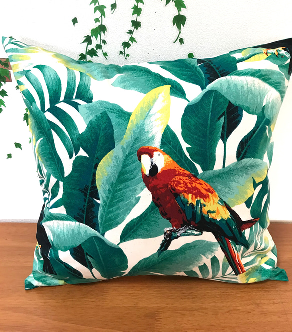 送料無料＊南国の鳥、クッションカバー クッション・クッションカバー  