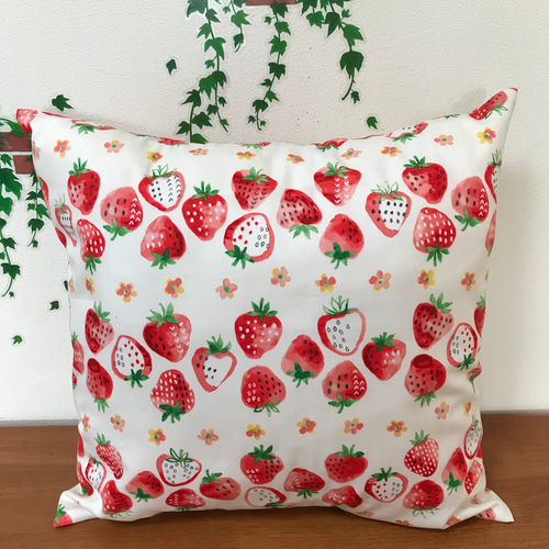送料無料・可愛いイチゴ柄クッションカバー クッション・クッション 