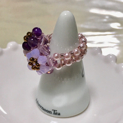 【再販4】ビーズフラワーリング〜紫色の花束〜 4枚目の画像