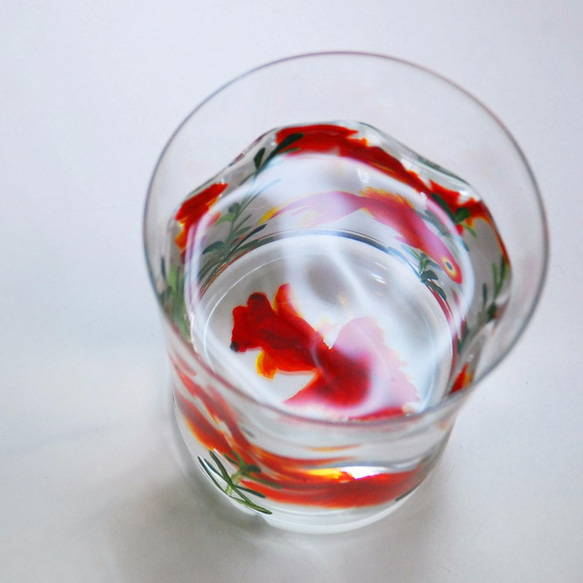 ○●La shion●○金魚(夏)  ハンドペイント うすはり しわガラスタンブラー ◆日本製 3枚目の画像