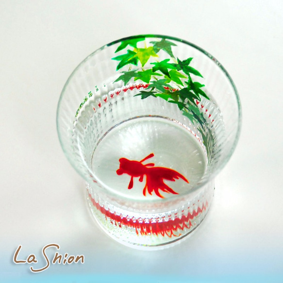 ○●La shion●○金魚(夏)  ハンドペイント 波ガラスタンブラー 単品◆日本製 1枚目の画像