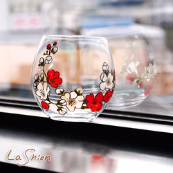 ○●La shion●○ 紅白梅  ハンドペイント ガラスタンブラー 単品 1枚目の画像