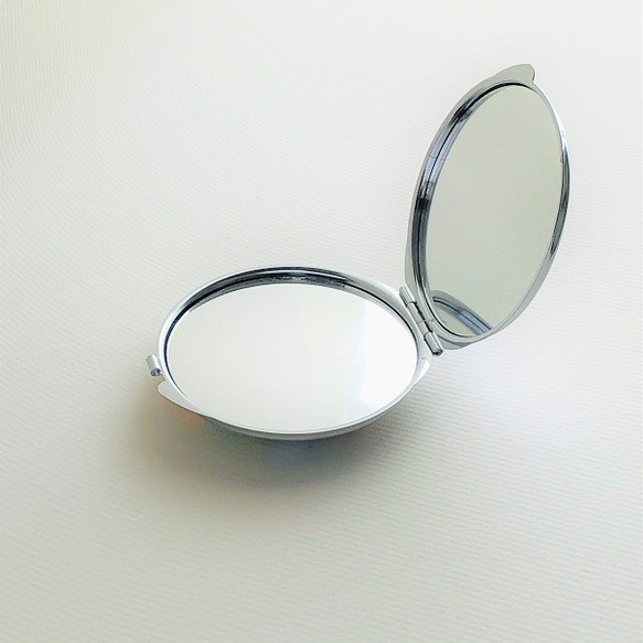 ガラスのこっそり手鏡_コンパクト02（ベネチアンガラス/ミルフィオリ） 3枚目の画像