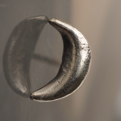 Wadd"Ｄ"：片耳　silver stud pierce / waxing crescent moon 5枚目の画像