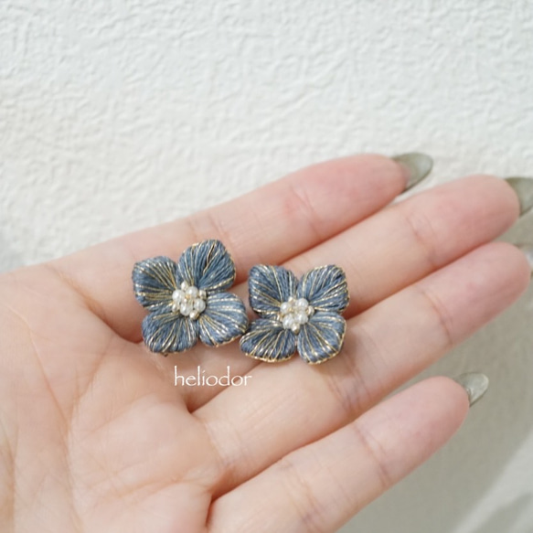 再販　四花弁フラワー＊藍鼠(あいねず) 4枚目の画像