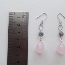 glass beads ピアス　~Pink　drop~ 3枚目の画像
