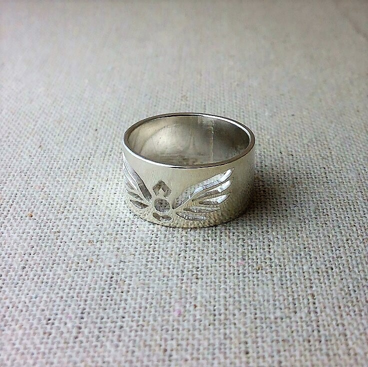 透かし彫りリング