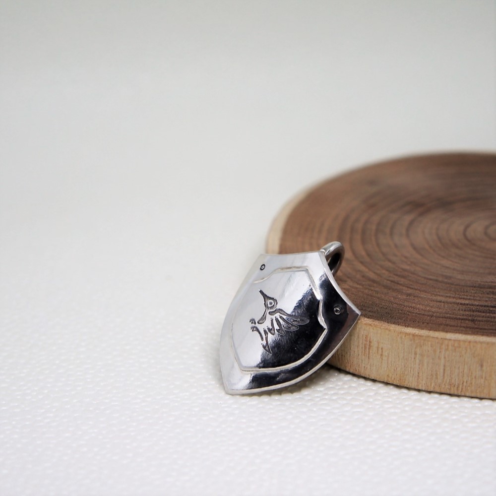 アイギス　【ハチドリ】