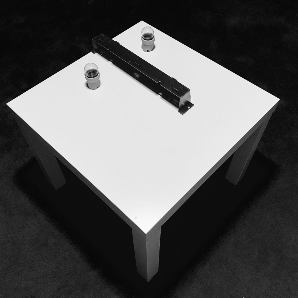 アートフェイス・テーブル＃ライトArt Face Table #AFT-007