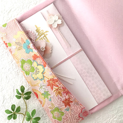 艶やか 袱紗 (ふくさ) 亀甲地に桜　ピンク 1枚目の画像