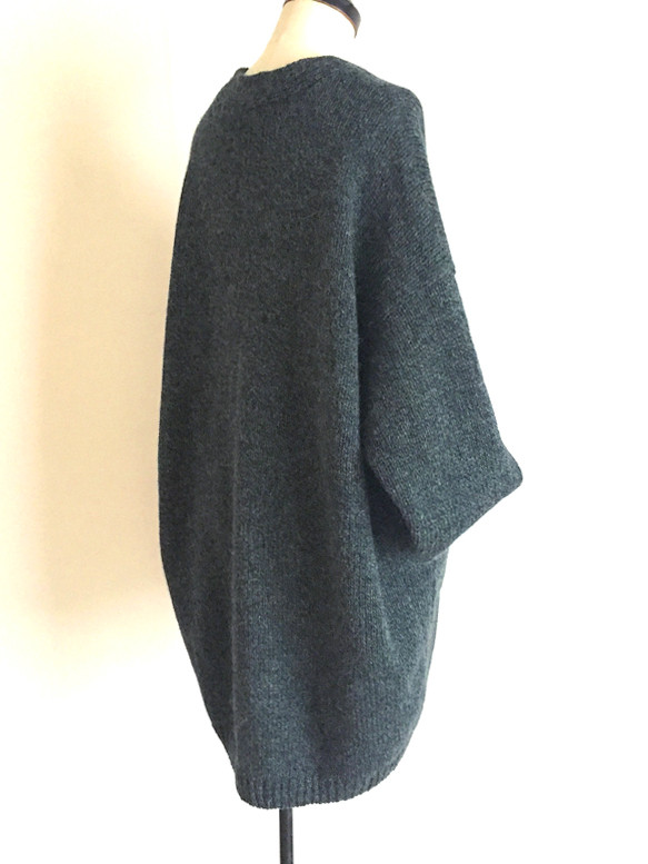 ゆったり暖か　ミックス糸のハーフコート　ウール100％　アーバン シック　藍鼠系色 3枚目の画像