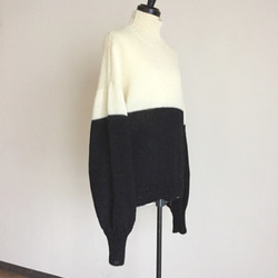 モダンな白×黒　可愛いゆったりセーター　ウール100％ 3枚目の画像