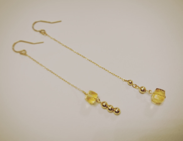 skygray様 お取り置きです♡14kgf シトリンだらけのピアス 14kgf 】sitorin asymmetry long pierced earrings ピアス（フック