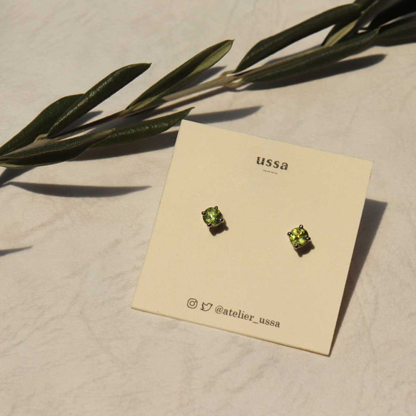 【Petite couleur: peridot】silver925・round brilliant 1枚目の画像