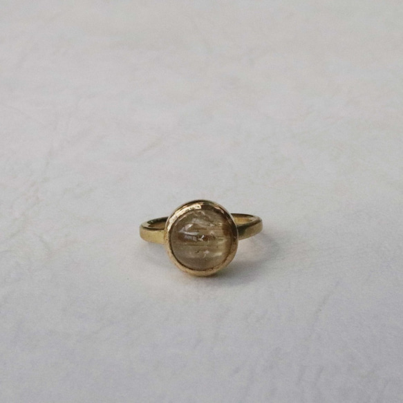 【cabochon ring】ルチルクォーツ10㎜・真鍮（brass）・天然石（12号） 5枚目の画像