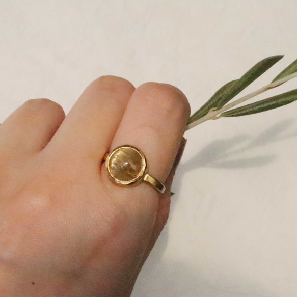 【cabochon ring】ルチルクォーツ10㎜・真鍮（brass）・天然石（12号） 3枚目の画像