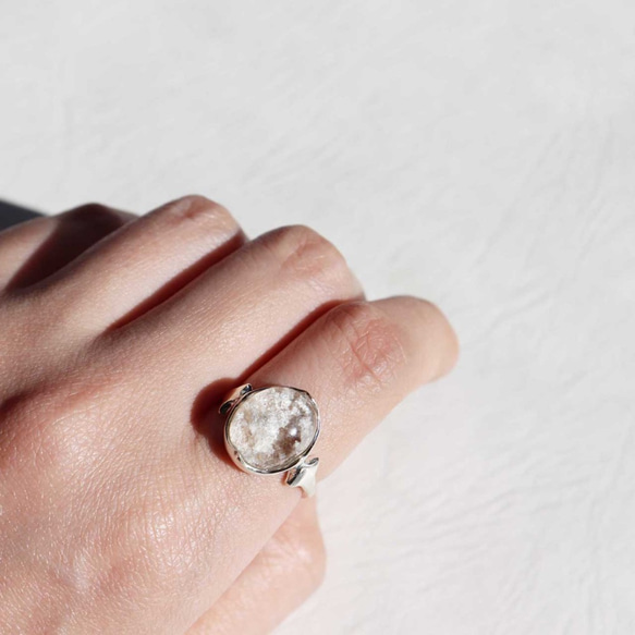 〈1点もの〉【Garden quartz】ホワイトガーデンクォーツ・silver925・ring（12号） 1枚目の画像