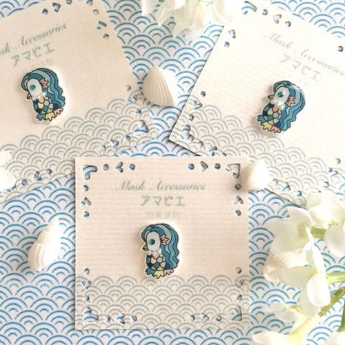 送料無料】☆ブルー♡アマビエ様☆マスク＊アクセサリー マスク
