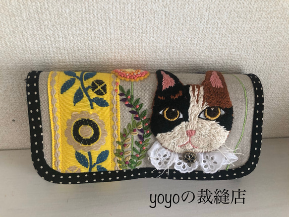 猫刺しゅう長財布 1枚目の画像