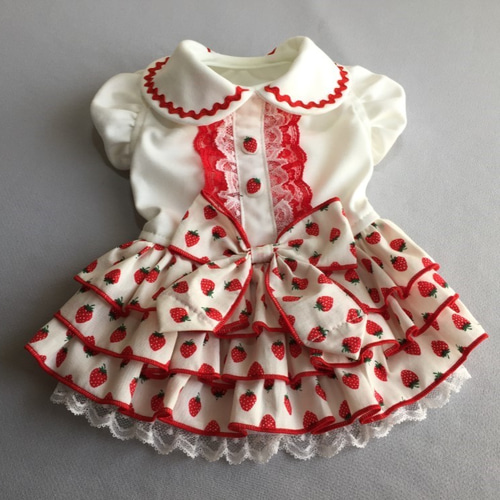 ハンドメイド犬服お袖フリルのエプロンドレスピンク苺ちゃん☆お袖変更可能