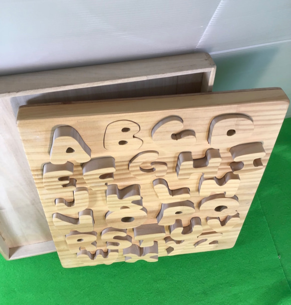 木工　知育玩具　パズル　アルファベット　手造り　一点物 2枚目の画像