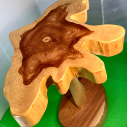 天然木　カイズカイブキ　サイドテーブル　手造り　一点物 4枚目の画像