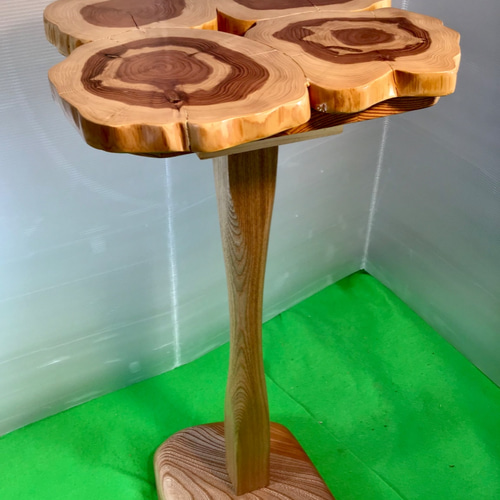 天然木カイズカイブキサイドテーブル一点物手造り