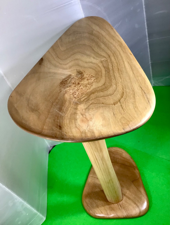 天然木　クスノキ　折り畳み式　サイドテーブル　一点物　手造り 7枚目の画像