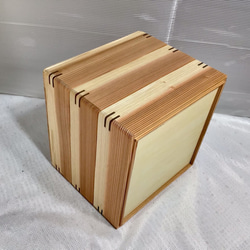 天然木　国産　柾目杉材　三段重箱／弁当箱／お菓子箱　手造り 3枚目の画像