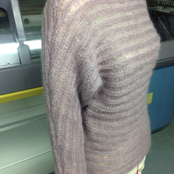 フランス製　草木染めモヘア糸使用　セーター　コチニールパープル 3枚目の画像