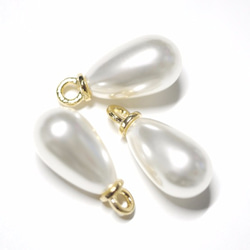 ejp655 [10 件] 7mm*12mm 白色珍珠水滴形金色吊飾，零件 第2張的照片