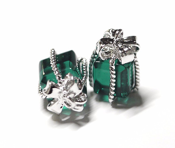 新作【2件】Glass Emerald Color Petite Jewel Box Silver Charm, Parts 第2張的照片