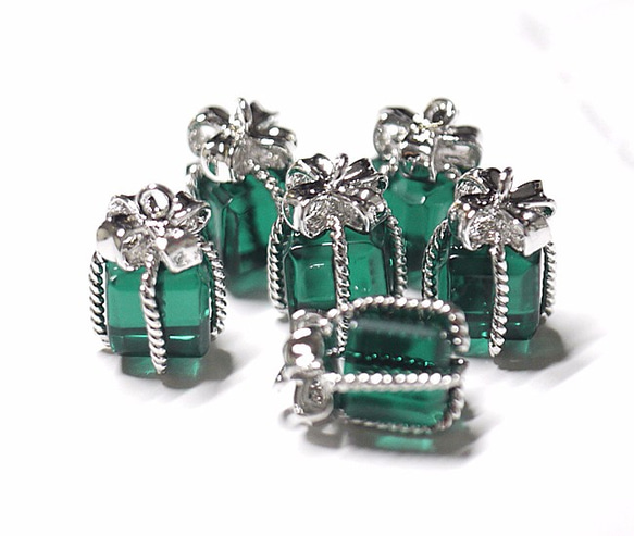 新作【2件】Glass Emerald Color Petite Jewel Box Silver Charm, Parts 第5張的照片