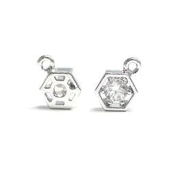 再次上架【2件】單晶水晶，CZ六角Hexigon Silver Charm，零件 第3張的照片