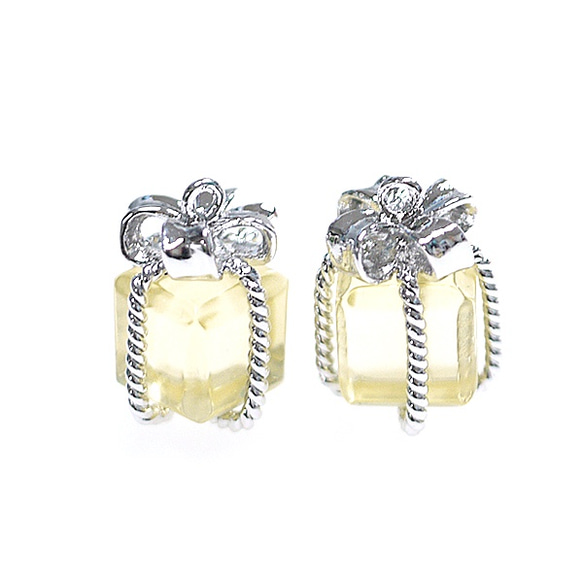 [2 件] P1787L 檸檬色玻璃珠寶盒中型銀色吊飾 第1張的照片
