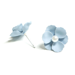 新[1對]淡藍色的顏色的花和糧食珍珠鈦芯耳環 第3張的照片