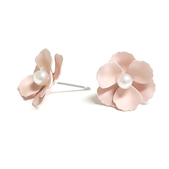 再次上架[1對]淺粉色花卉粒珠鈦芯耳環 第2張的照片