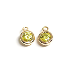 再次上架 [1 件] 誕生石 ！ August Peridot Color CZ 金吊飾，零件 第1張的照片