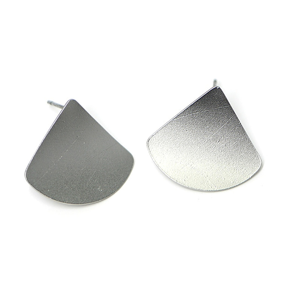 出售[1對]鈦芯！瘋狂的銀色划痕彎曲的三角形可以刺穿，零件 第2張的照片