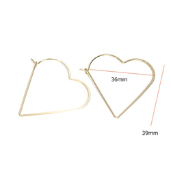 再次上架 [1 對] Stylish Heart Heart Hoop 金耳環，金屬配件 第3張的照片