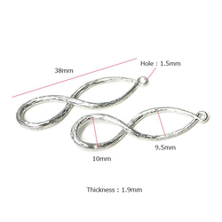 再次上架[2件] Duo Twist瘋狂銀色吊飾，吊墜 第3張的照片