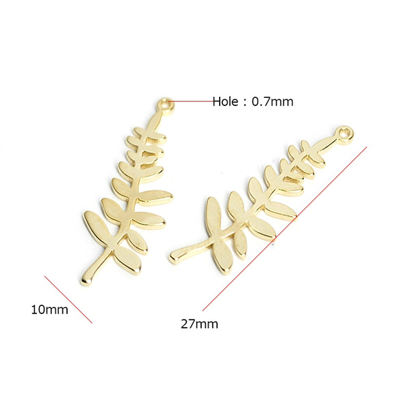 新商品【包括2件】精緻纖細的葉子圖案啞光金色魅力，零件 第4張的照片