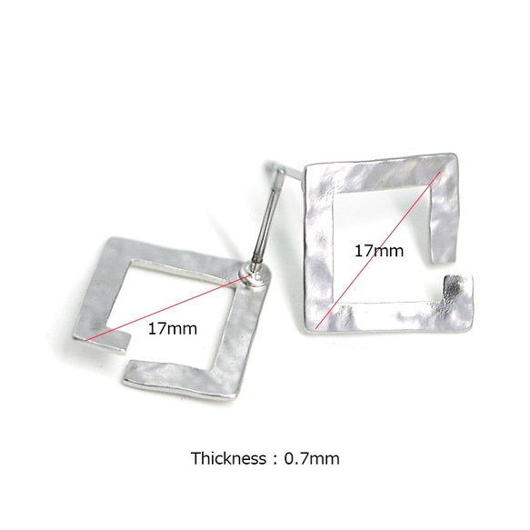 新款[1對]不均勻17mm切割方形啞光銀鈦芯耳環，配件 第4張的照片