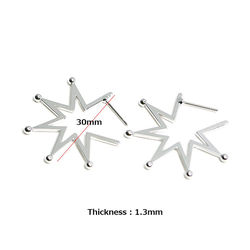 全新[1對]鈦芯！光滑的銀耳環和帶有獨特大星星圖案的零件 第4張的照片