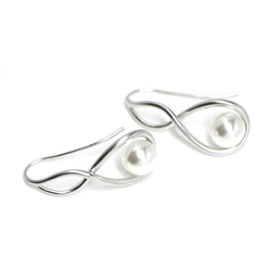新款[1對]流動扭紋珍珠亞光銀鉤形耳環，零件 第1張的照片
